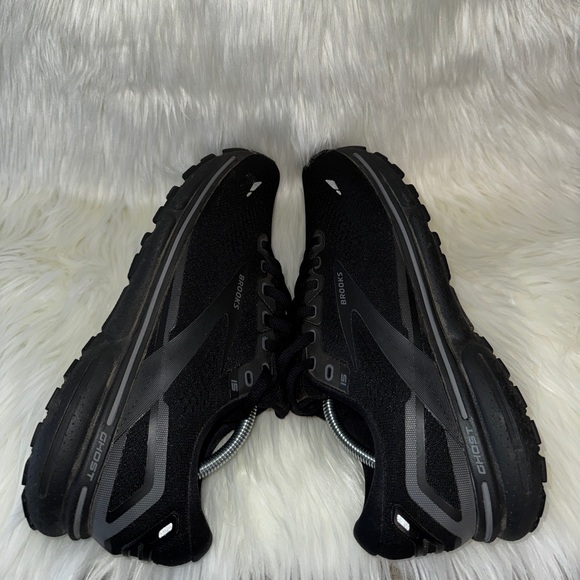 Brooks- women’s Ghost 15 sneakers - running shoes -size 9 wide - Picture 2 of 8
